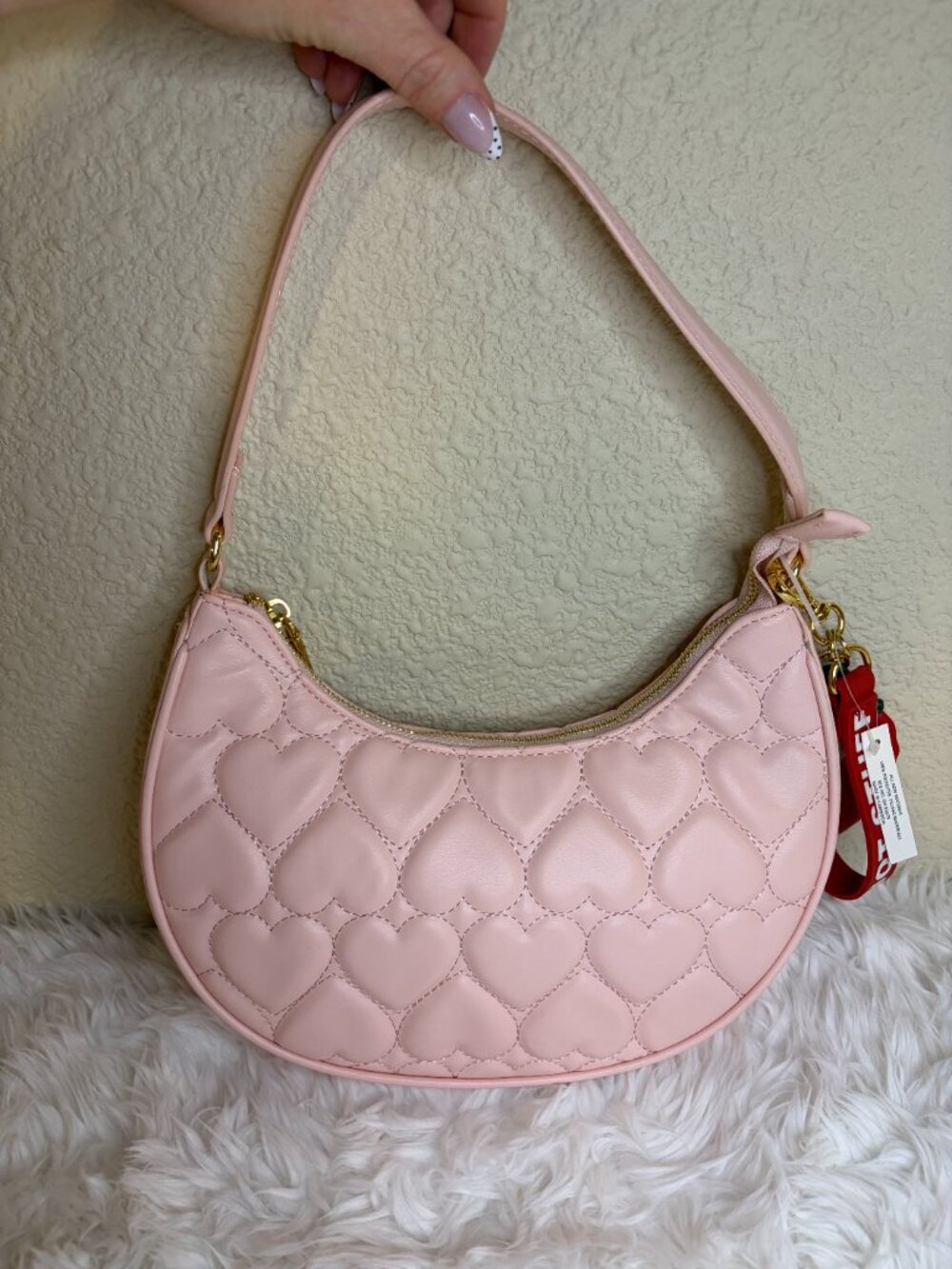 Betsey Johnson Pink Heart Quilted Hobo Bag Hot Stuff Chili Charm NWT - Picture 5 of 7
